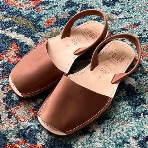 Like New Avarcas Pons Brown